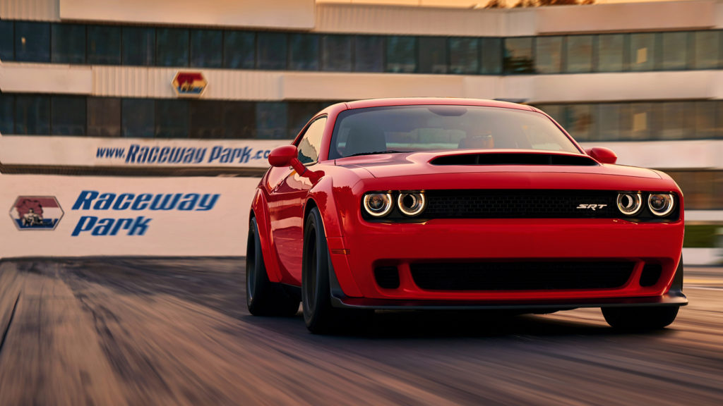 Dodge Challenger Srt Demon Holds Guinness Record For Longest Wheelie