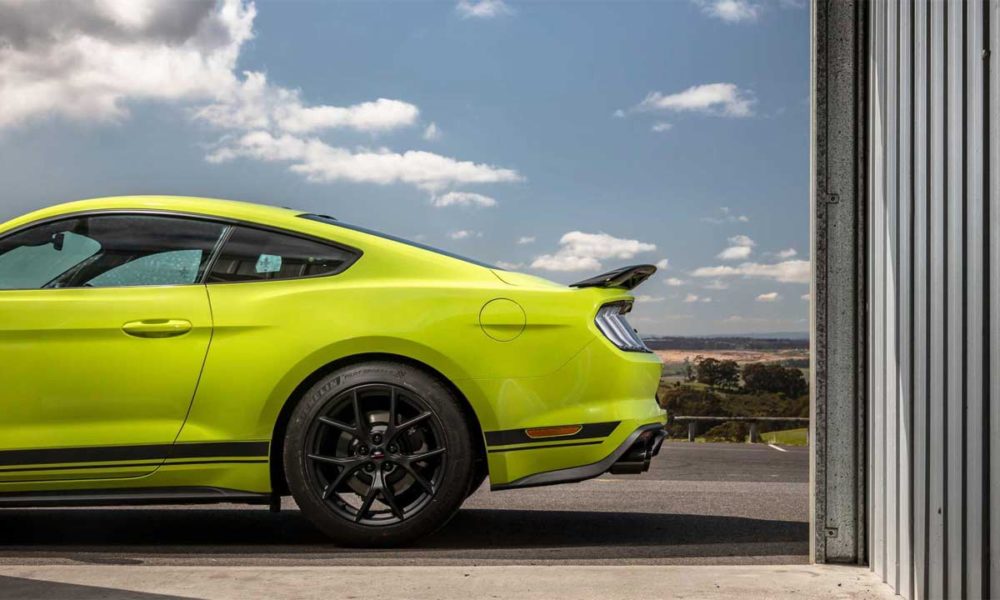 2020-Ford-Mustang-R-Spec_4