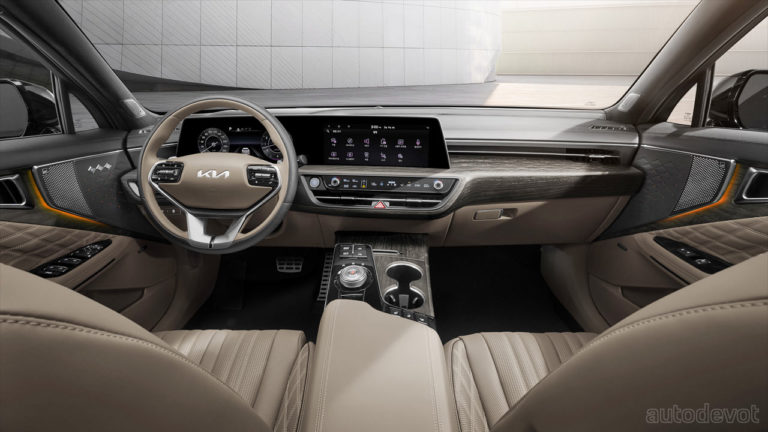 Kia k8 interior