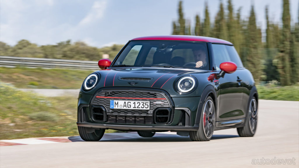 MINI John Cooper Works 3-door hatch gets refreshed - Autodevot