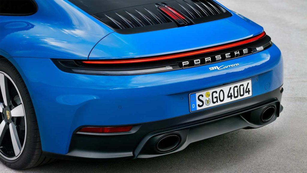 2025-Porsche-911-Carrera-taillights