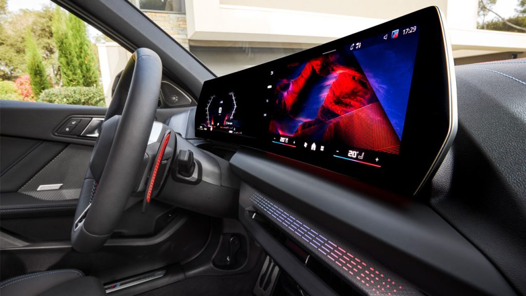 2025-BMW-1-Series-M135-interior-dashboard