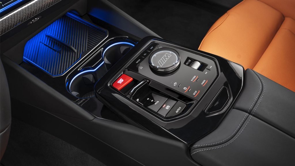 2025-BMW-M5_interior_centre-console