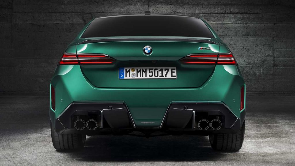 2025-BMW-M5_rear