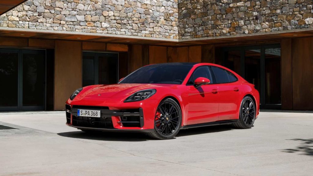 2025-Porsche-Panamera-GTS