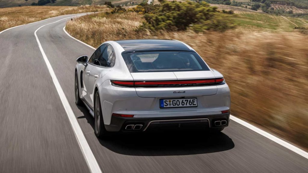 2025-Porsche-Panamera-Turbo-S-E-Hybrid_2