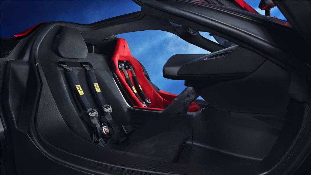 Ferrari-F80_interior-seats