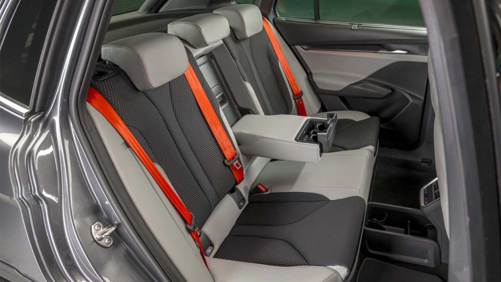 Skoda-Elroq_interior_rear_seats