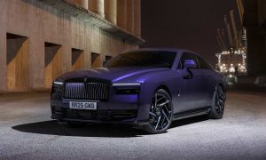 Rolls-Royce-Black-Badge-Spectre